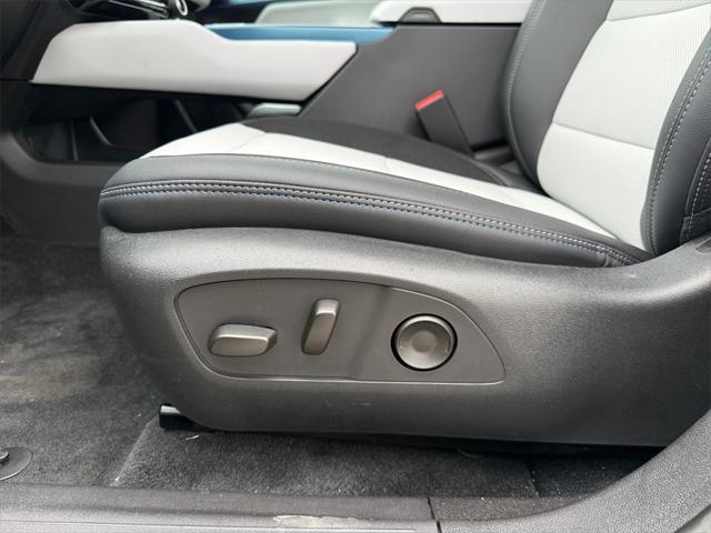 new 2025 Chevrolet Equinox EV car, priced at $37,334