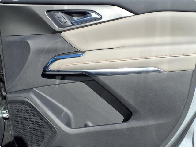 new 2025 Chevrolet Traverse car, priced at $39,939
