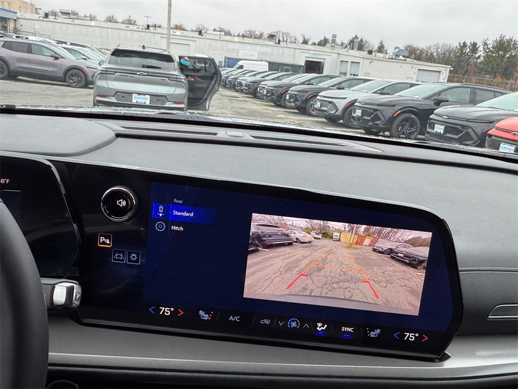 new 2026 Chevrolet Traverse car, priced at $36,195