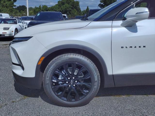 new 2024 Chevrolet Blazer car, priced at $40,139