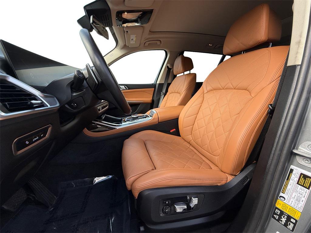 used 2024 BMW X7 car, priced at $68,999