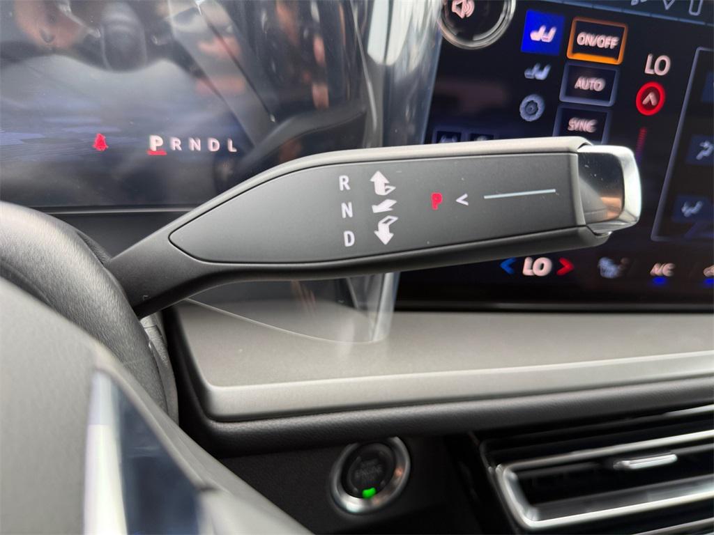 new 2026 Chevrolet Traverse car, priced at $43,382