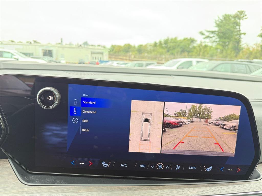 new 2025 Chevrolet Suburban car, priced at $71,265
