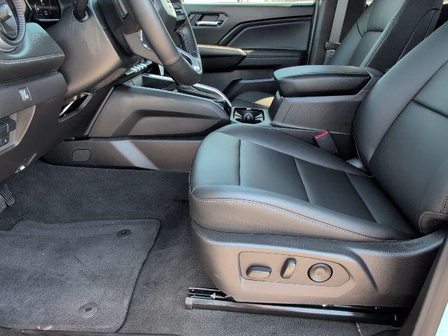 new 2025 Chevrolet Colorado car, priced at $32,695