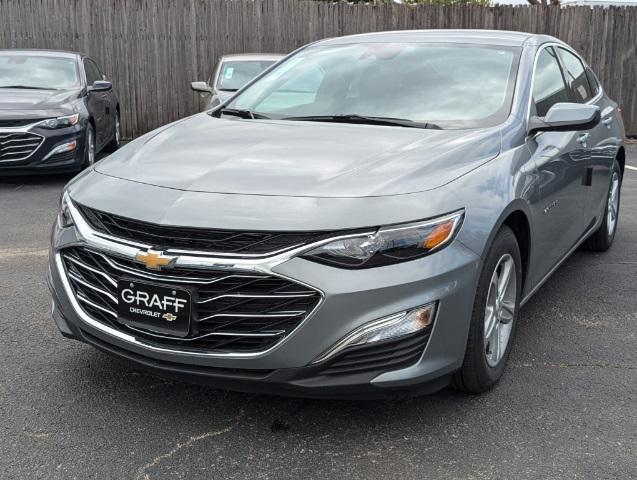 new 2025 Chevrolet Malibu car, priced at $27,645