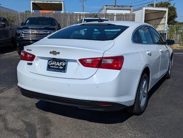 new 2025 Chevrolet Malibu car, priced at $27,645