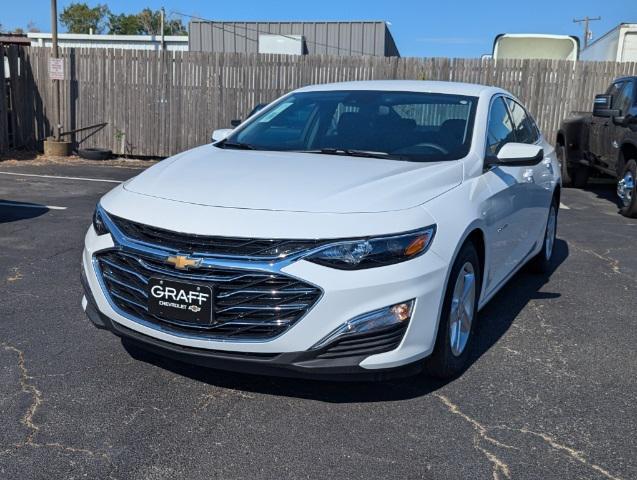 new 2025 Chevrolet Malibu car, priced at $27,645