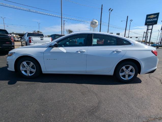 new 2025 Chevrolet Malibu car, priced at $27,645