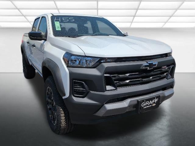 new 2026 Chevrolet Colorado car, priced at $44,695
