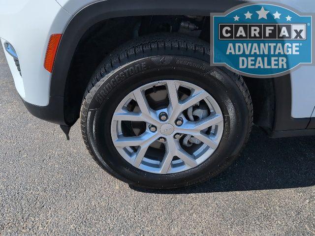 used 2024 Jeep Grand Cherokee car, priced at $31,406