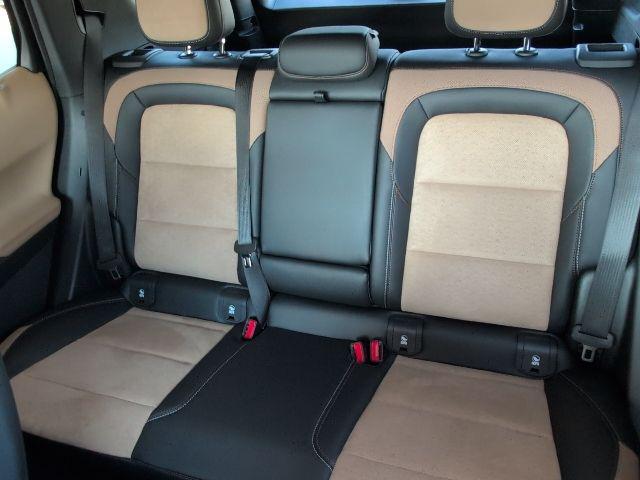 new 2026 Chevrolet Equinox car, priced at $33,760