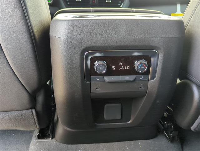 new 2025 Chevrolet Suburban car, priced at $79,020