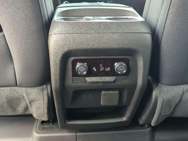 new 2026 Chevrolet Traverse car, priced at $55,746