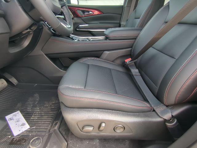 new 2026 Chevrolet Traverse car, priced at $55,746