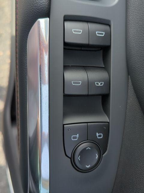 new 2026 Chevrolet Traverse car, priced at $56,236