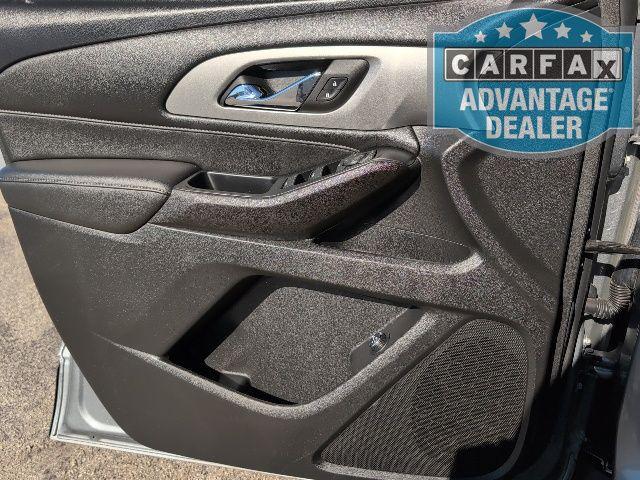 used 2023 Chevrolet Traverse car, priced at $29,406
