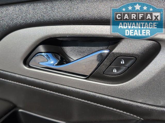 used 2023 Chevrolet Traverse car, priced at $29,406
