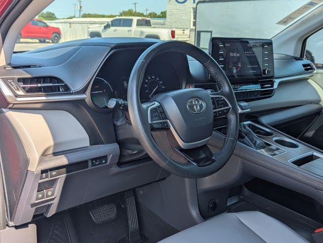 used 2021 Toyota Sienna car, priced at $32,406