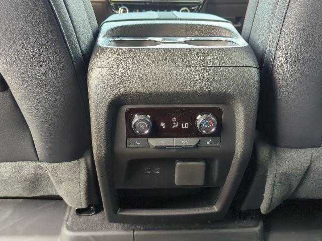 new 2026 Chevrolet Traverse car, priced at $58,501