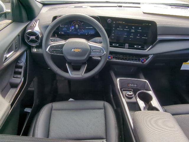 new 2026 Chevrolet Equinox car, priced at $28,945