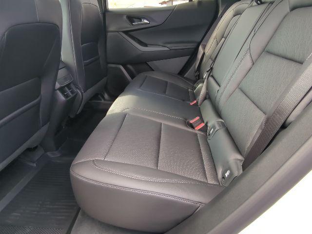 new 2026 Chevrolet Equinox car, priced at $28,945