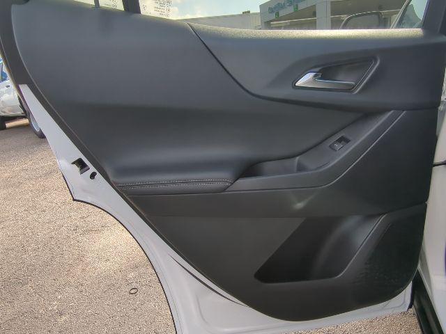 new 2026 Chevrolet Equinox car, priced at $28,945