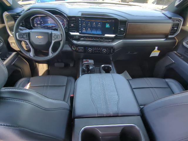 new 2025 Chevrolet Silverado 1500 car, priced at $61,000