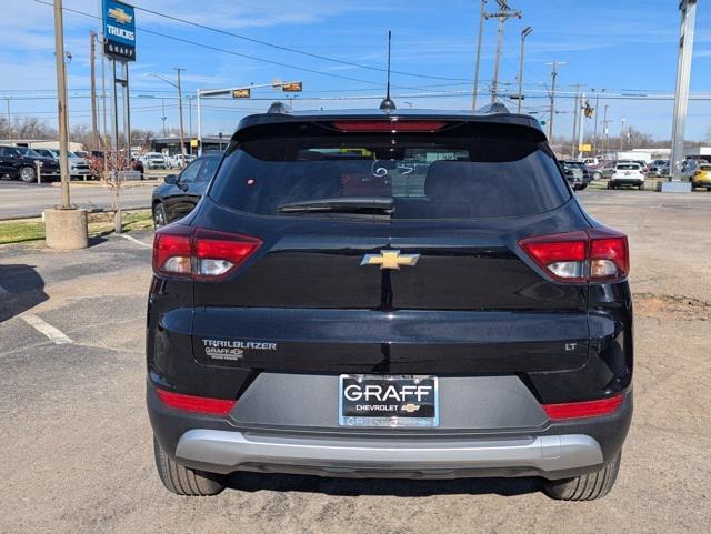 new 2025 Chevrolet TrailBlazer car, priced at $25,190