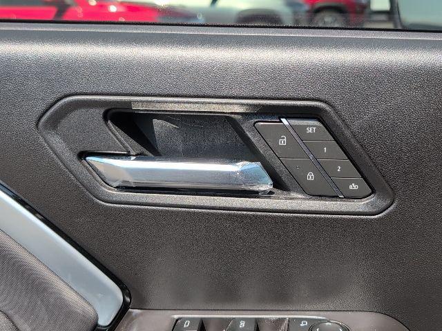 new 2026 Chevrolet Colorado car, priced at $43,560