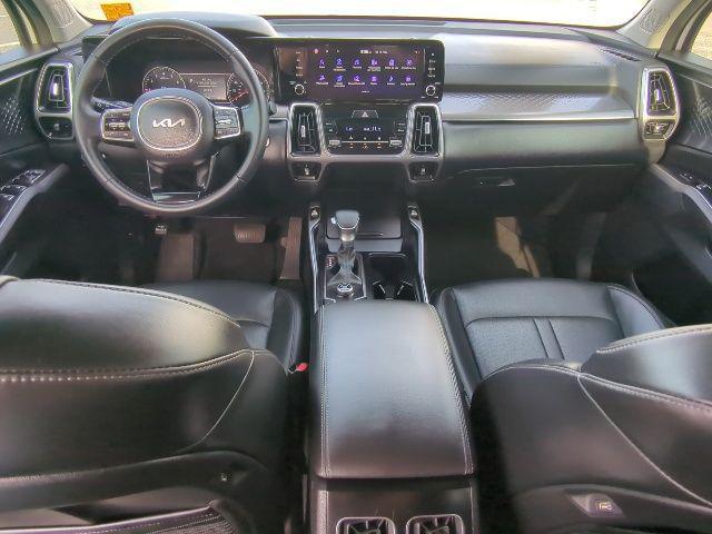 used 2023 Kia Sorento car, priced at $26,906
