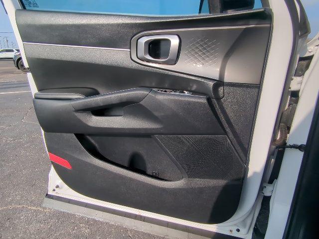 used 2023 Kia Sorento car, priced at $26,906