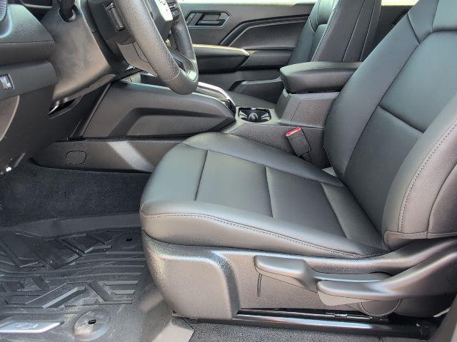 new 2026 Chevrolet Colorado car, priced at $32,880