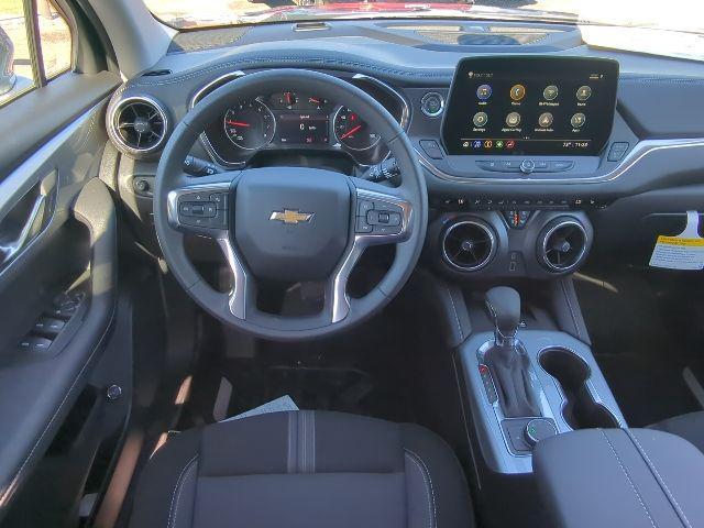 new 2025 Chevrolet Blazer car, priced at $32,890