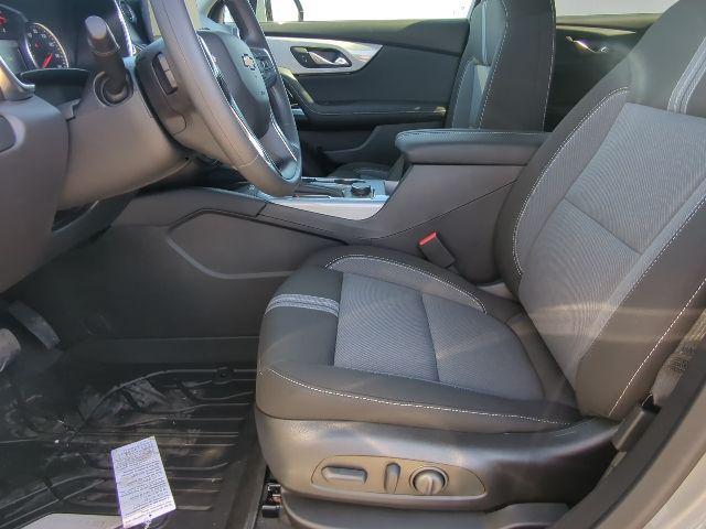 new 2025 Chevrolet Blazer car, priced at $32,890