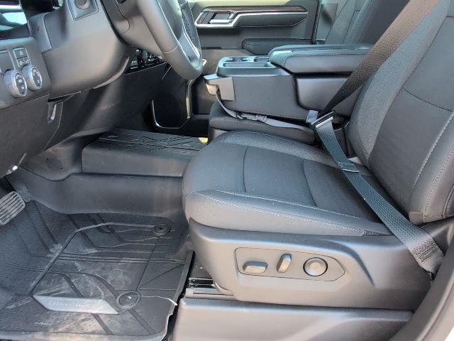 new 2026 Chevrolet Silverado 1500 car, priced at $43,075