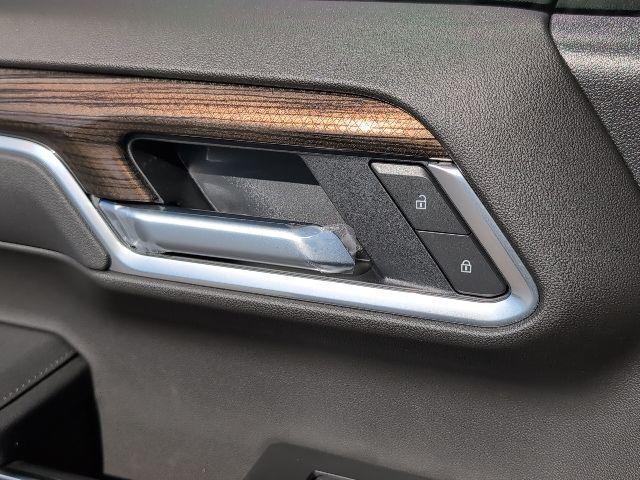 new 2026 Chevrolet Silverado 1500 car, priced at $43,075