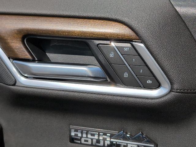 new 2025 Chevrolet Silverado 1500 car, priced at $66,294