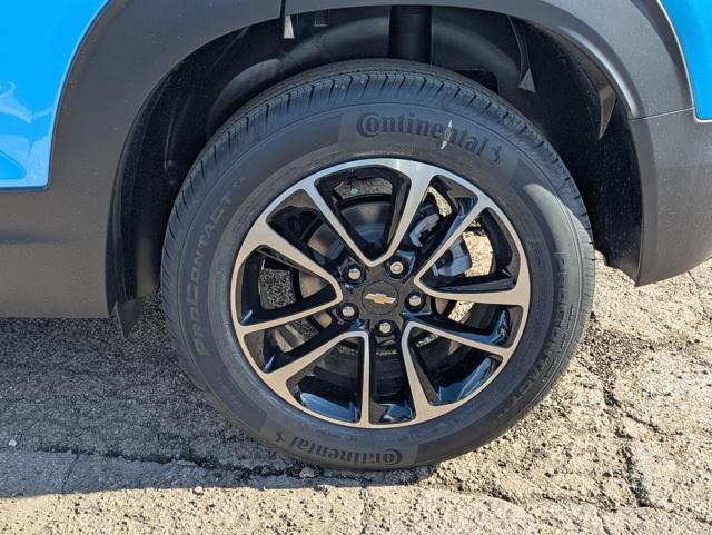 new 2025 Chevrolet TrailBlazer car, priced at $27,390