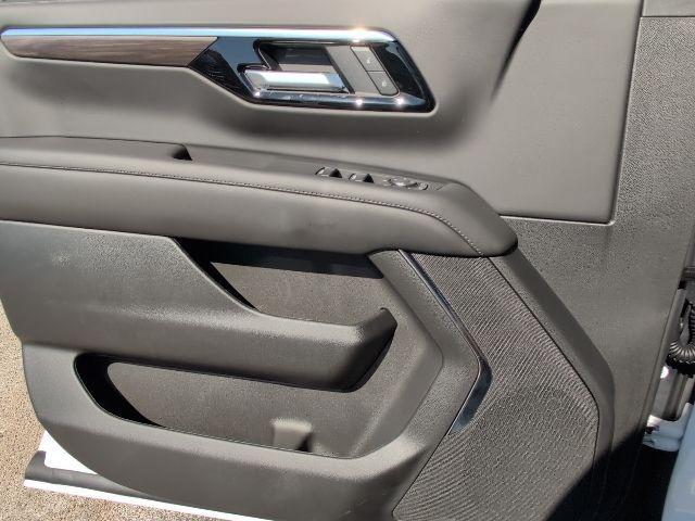 new 2026 Chevrolet Suburban car, priced at $65,995