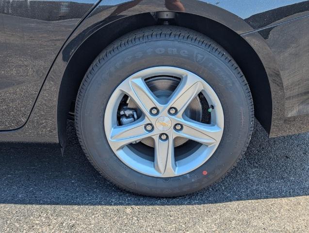 new 2025 Chevrolet Malibu car, priced at $27,645