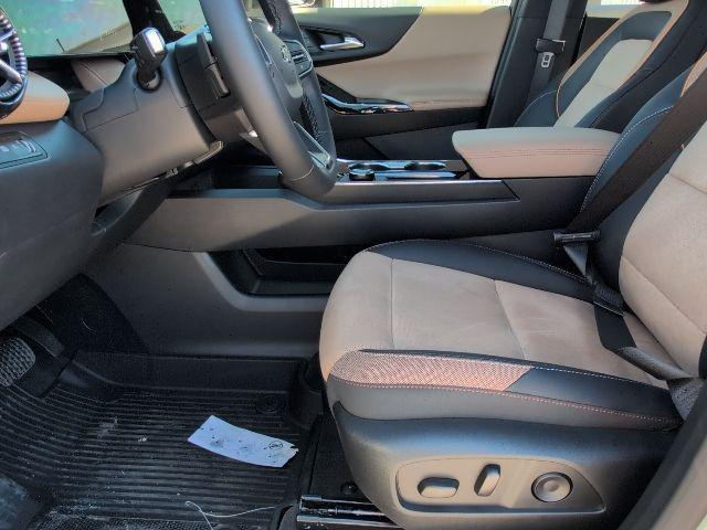 new 2026 Chevrolet Equinox car, priced at $33,765