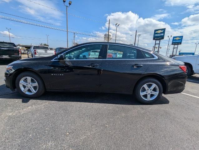 new 2025 Chevrolet Malibu car, priced at $29,895