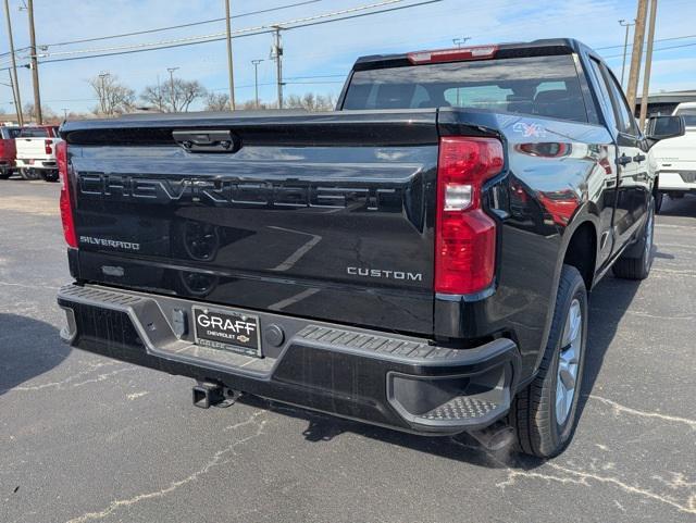 new 2025 Chevrolet Silverado 1500 car, priced at $43,675