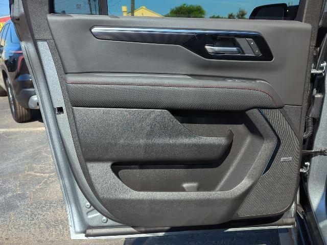 new 2025 Chevrolet Suburban car, priced at $82,783