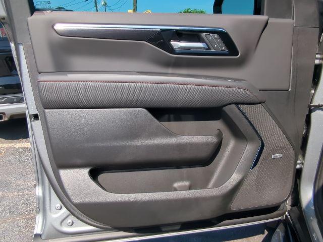 new 2025 Chevrolet Suburban car, priced at $82,783