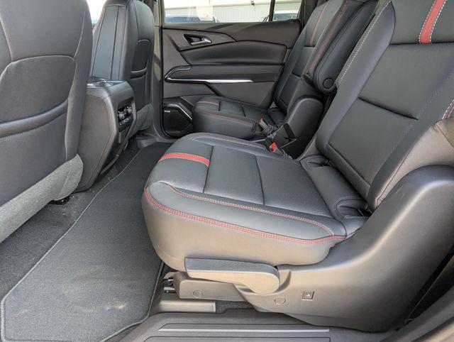 new 2026 Chevrolet Traverse car, priced at $1,824