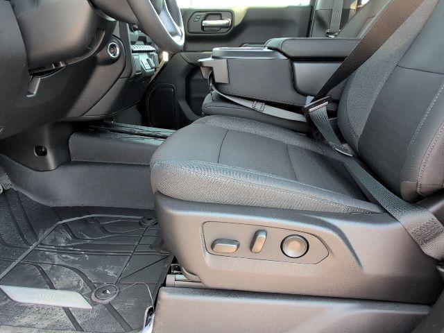 new 2026 Chevrolet Silverado 1500 car, priced at $43,665