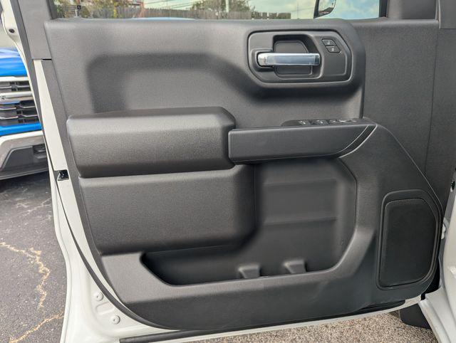 new 2026 Chevrolet Silverado 1500 car, priced at $42,195