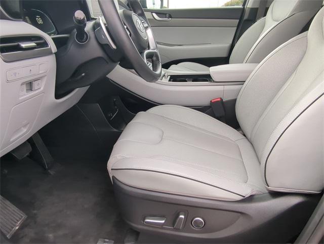 used 2024 Hyundai Palisade car, priced at $35,406