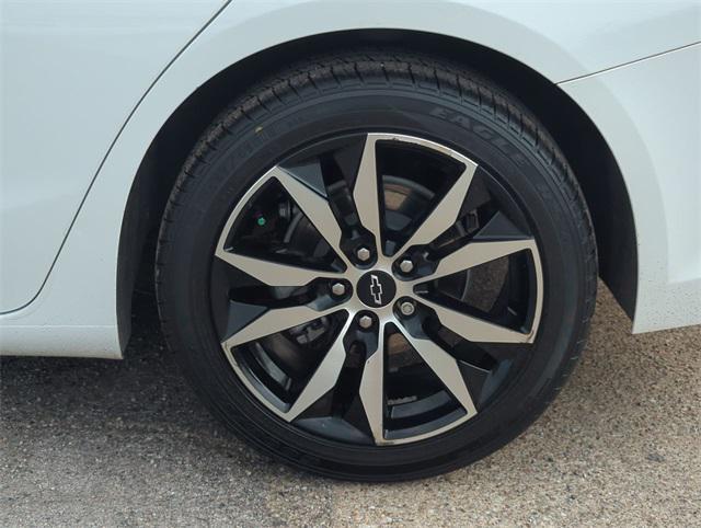 used 2024 Chevrolet Malibu car, priced at $20,906
